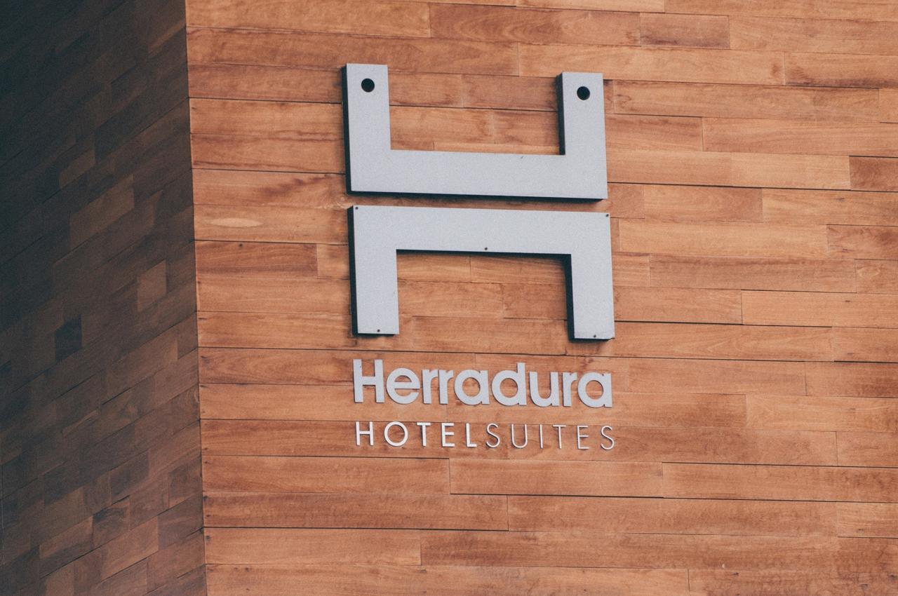 Herradura Hotel Suites Neuquén Exterior foto